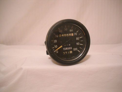Vintage&#034;yamaha&#034; speedometer-(0-100)
