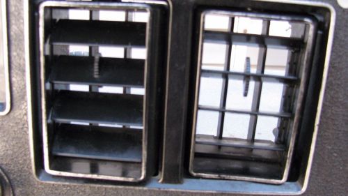 Camaro center dash air conditioning vent insert, 1978-1981