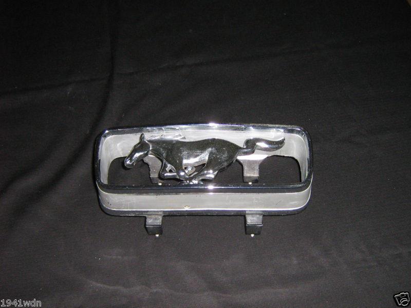 66 mustang grill emblem, corrall with running horse