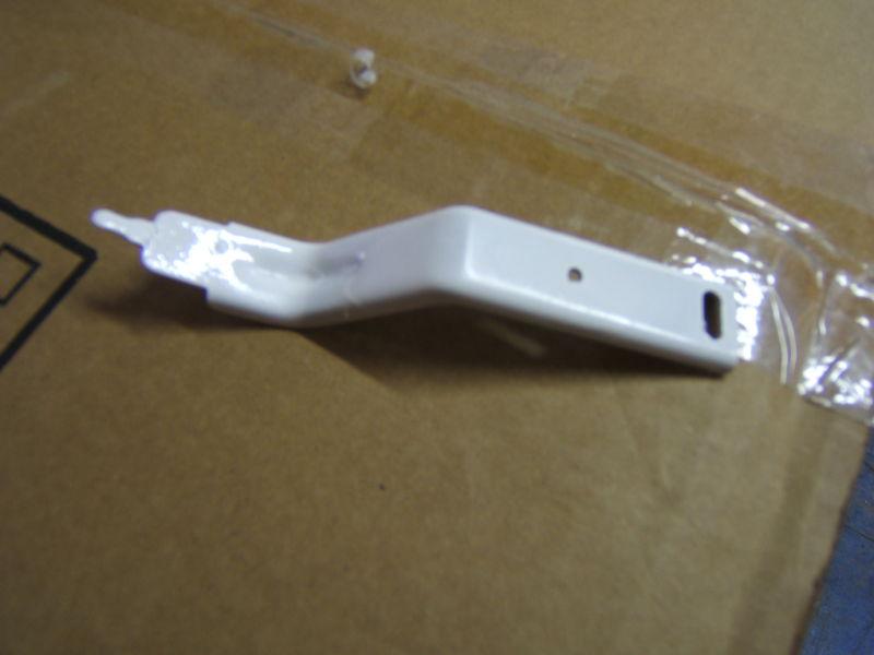 Cessna 150 wing door stop