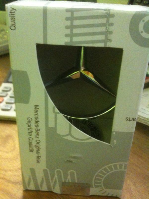 Mercedes benz genuine hood star  oe new w208 w210 clk320 clk430 e320 e420 e55 