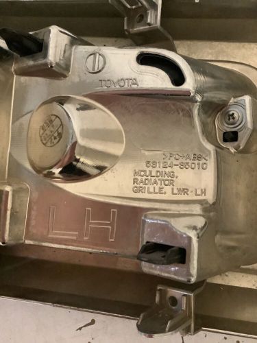 2014 -2020 TOYOTA 4 RUNNER DRIVER LH FOG LIGHT OEM C4L-11382 TC, US $100.00, image 2