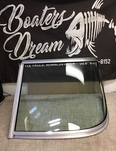 Lund 2017 curved glass fishing boat windshield new Taylor made, US $500.00, image 2