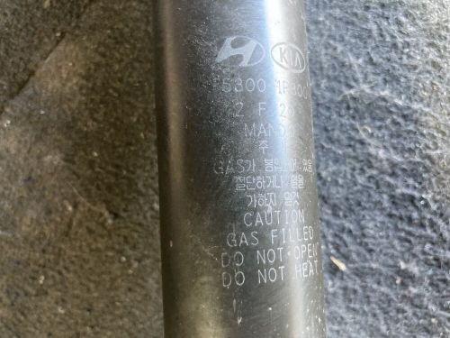 2012-2017 Hyundai Accent Rear Shock Strut OEM 55300-1R300, US $29.99, image 2
