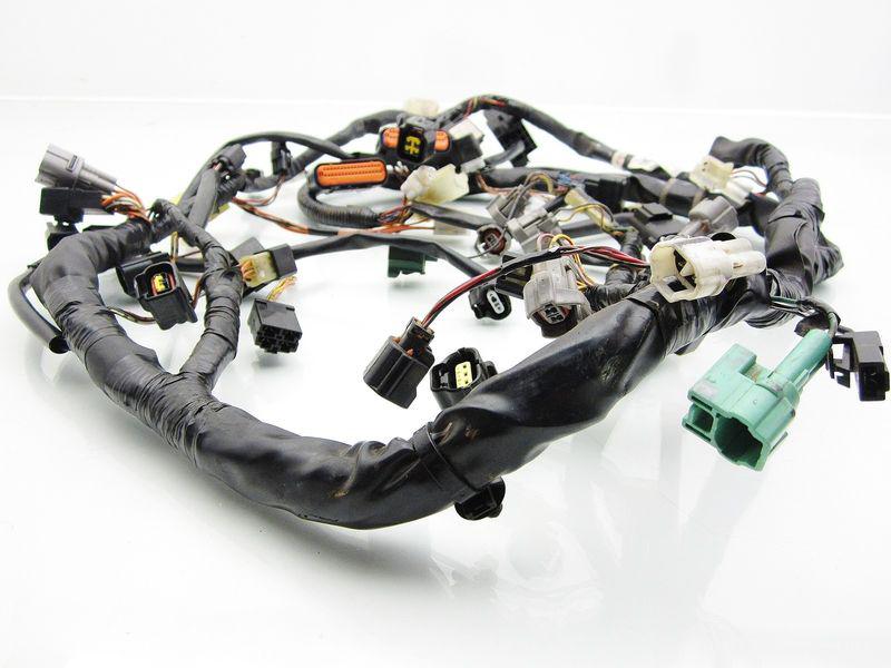 Sell 06 07 GSXR GSXR 600 750 Main Engine Wiring Wire Harness Loom in