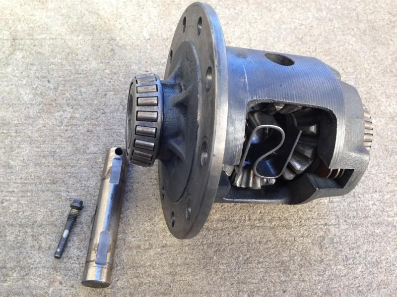 87-93 94 95 ford mustang 8.8 axle 31 spline differential carrier gear center oem