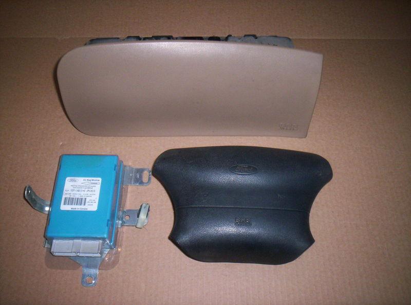 Sell 95 96 97 Ford Explorer Air Bags w/modual ( Set ) in Bradenton
