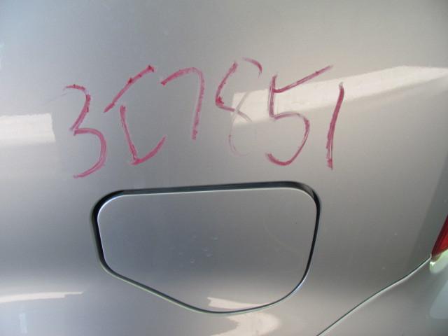 10 scion xb silver fuel filler door 3i7851 1508999