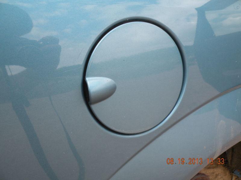 Sell 2001 FOCUS FUEL FILLER DOOR 196743 in Woodhull, New York, US, for