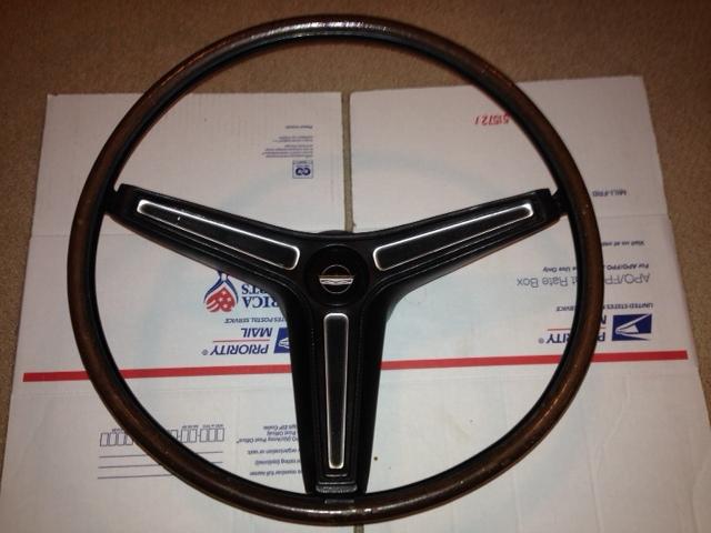'70, '71 ford torino/ranhero rim blow steering wheel