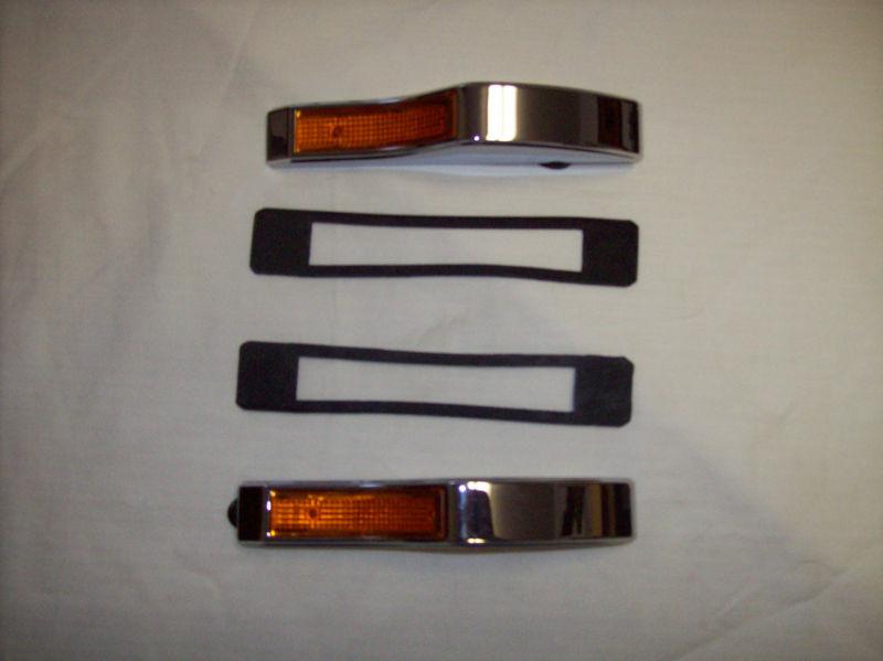 Arrow style marker light/ w amber lens