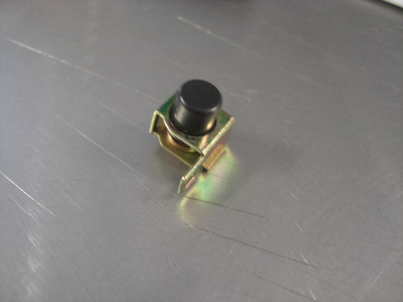 Yamaha horn button part# 5v4-w8397-00-00 brand new! free shipping! bx19-65