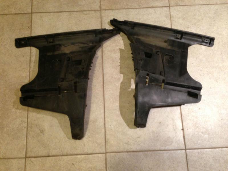 Volvo s60 rear bumper cover mount braket bracket 01 02 03 04 05 06 07 08pair