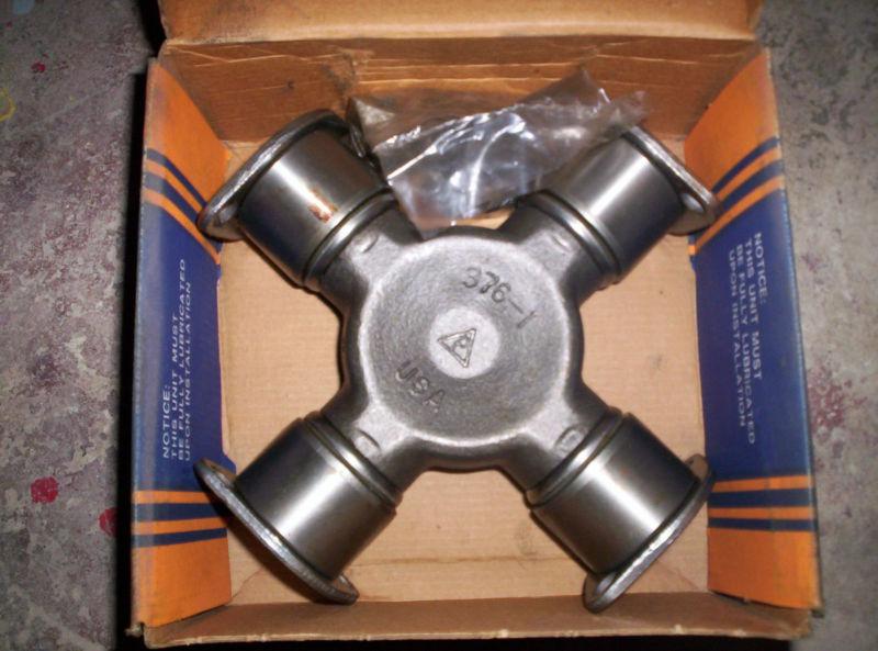 Sell NAPA Universal Joint 376 in Beecher, Illinois, US, for US 29.99