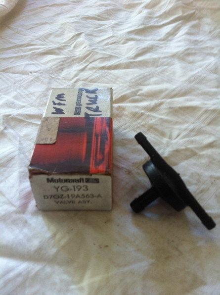 Nos ford mustang oem a/c air conditioning vacuum valve d7oz-19a563-a 1973 - 1979