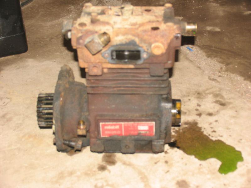 Detroit diesel series 60 12.7  bendix tuflo 550 air compressor peterbilt ih