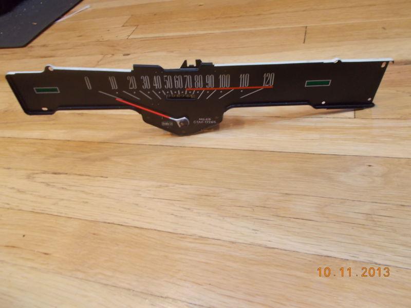 Nos 1967 ford galaxie ltd 7 litre speedometer