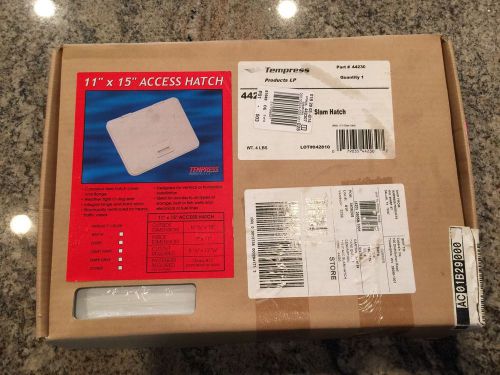 Tempress 44230 white 11 x15 access slam hatch