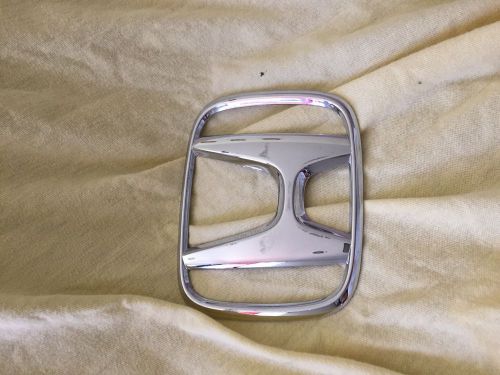 2013 - 2015 honda accord front chrome emblem hood oem 75700-ta0-a000