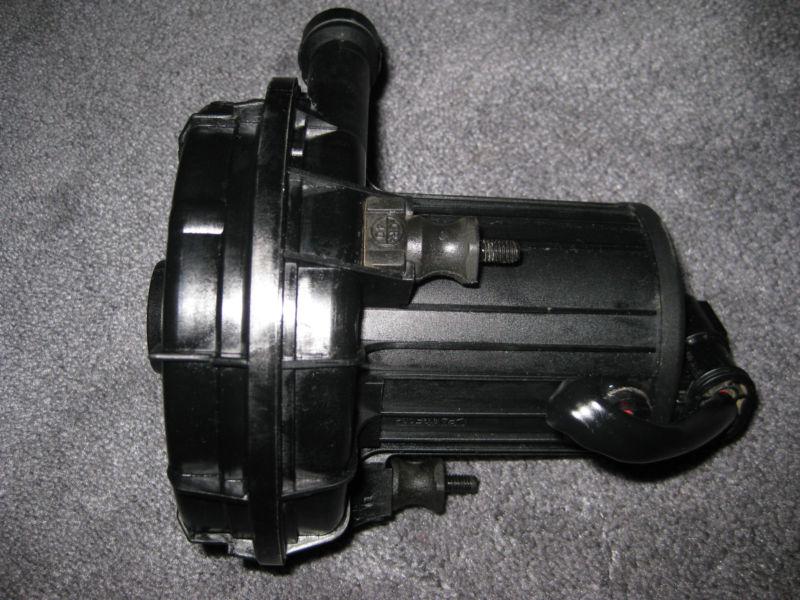 Bmw s85 e60 e63 m5 m6 air pump emission control smog airpump fits e46 e53 e83
