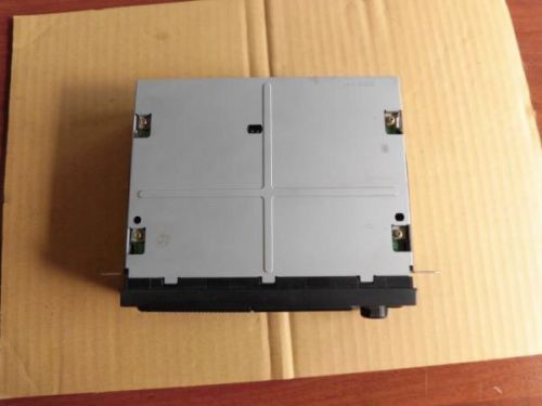 Mitsubishi minicab 2000 radio [0261100]