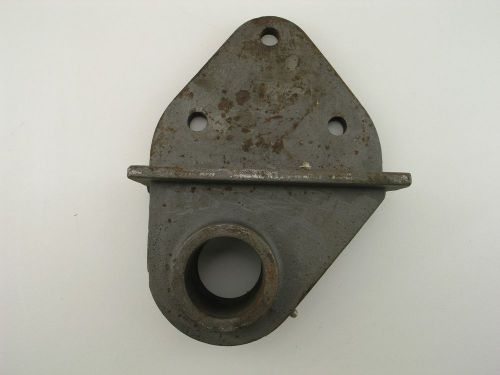 Dump truck body hinge right hand bolt on pc10543b sold as each (1)