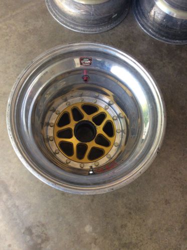 Sprint car weld splined wheel
