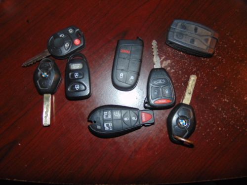Lot of 8 used key fobs, bmw, land rover, chrysler,  hyundai, ford , dodge