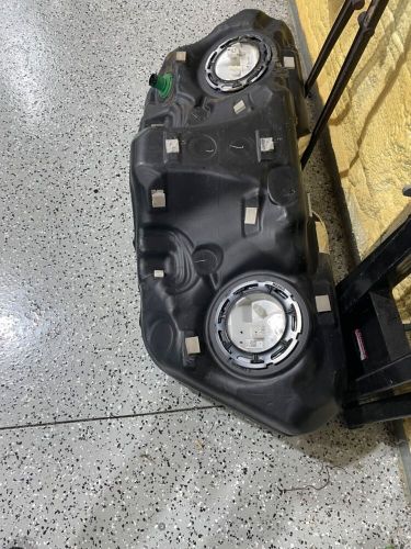 15-20 ford mustang gt 5.0l coyote gasoline fuel tank w/ pump (30k miles)