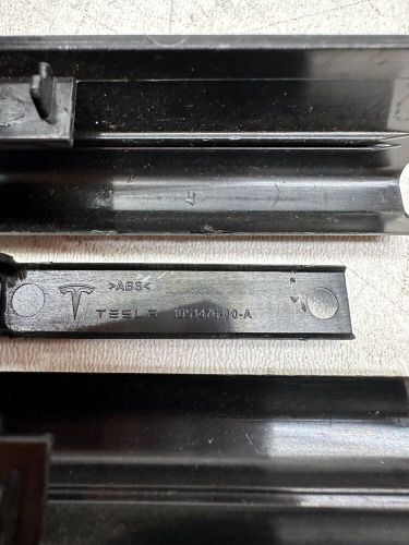 OEM Tesla Model S 12-21 FRONT SEAT REAR TRACK COVER- LEFT/RIGHT - 1051476-00-A, US $25.00, image 2