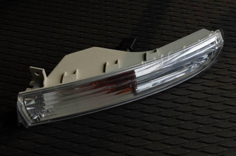 Oem right turn signal lamp fit for vw volkswagen passat cc 35d953042 2009-2011