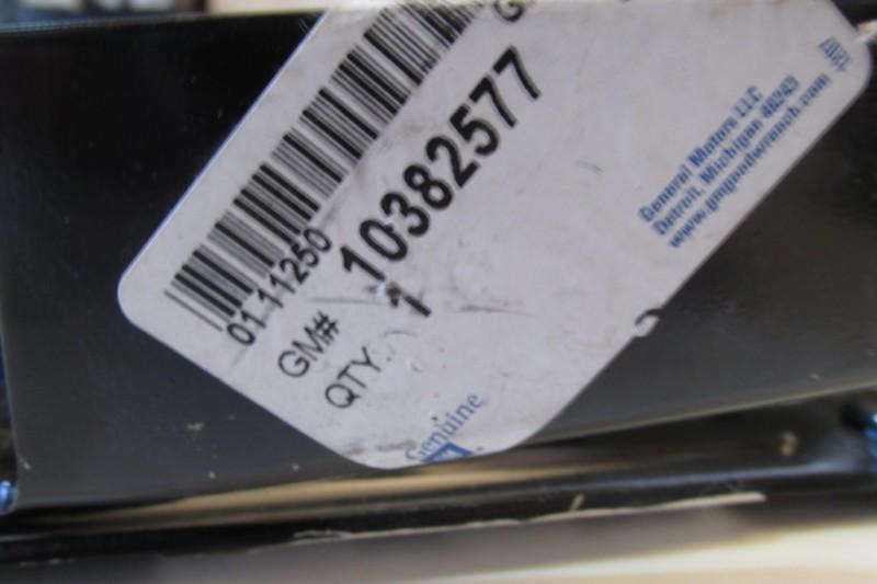 2000-2007 GM Chevrolet Impala Monte Carlo Rear Compartment Hinge 10382577, US $43.00, image 3