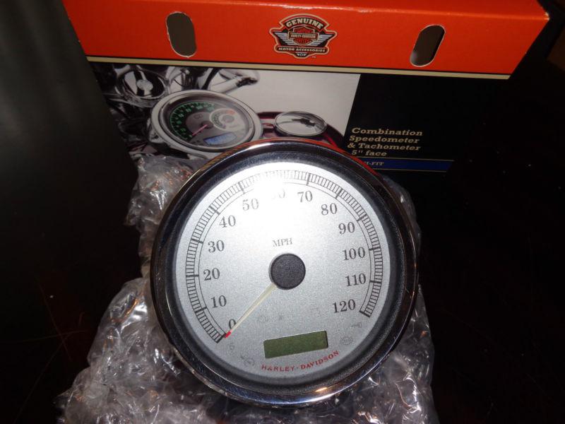Oem harley dyna fat bob speedometer gauge