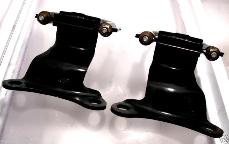 Purchase Ford OEM 8.8 Brake AntiMoan Brace Brackets Set, Mustang Cobra