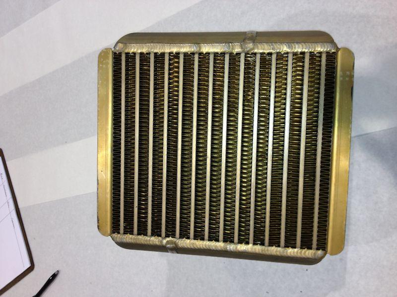 Beechcraft king air 200 cockpit a/c evaporator p/n-115-384002-9 forward   