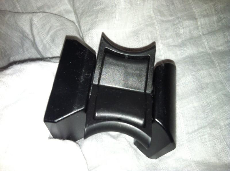 Toyota camry 2007-2011 cup holder insert nice!!! clean!!!