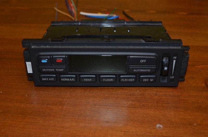 Buy 199800 Ford Crown Vic Grand Marquis Digital Heater/AC Climate
