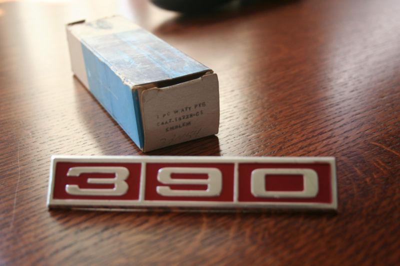 Nos 1969 69 ford torino fairlane galaxie 390 gt fender emblem c8az-16228-g