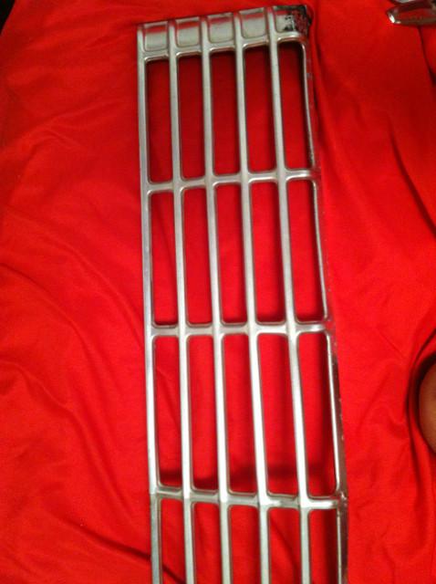 Original 1967 Chevrolet Impala Grille w/ emblem (EXTREMELY RARE) , US $160.00, image 7