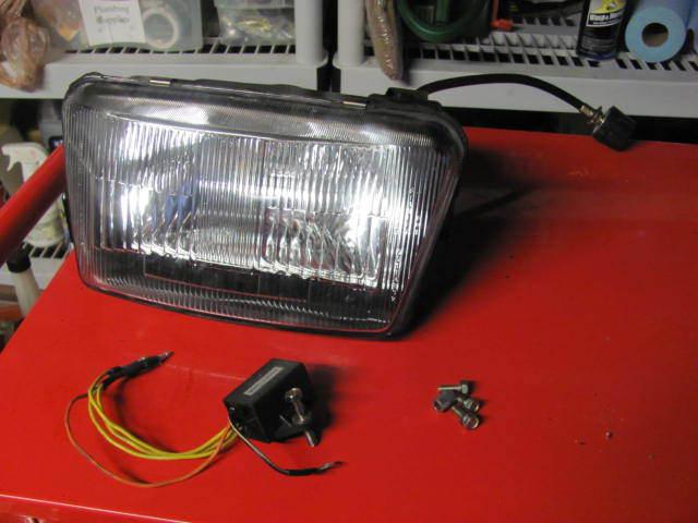 Suzuki cavalcade (gv1400) headlight assembly w/aiming cable, rectifier, and bulb