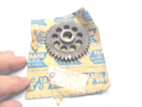 New nos yamaha 1973-1978 tx500 xs500 kick idle gear 371-15651-01