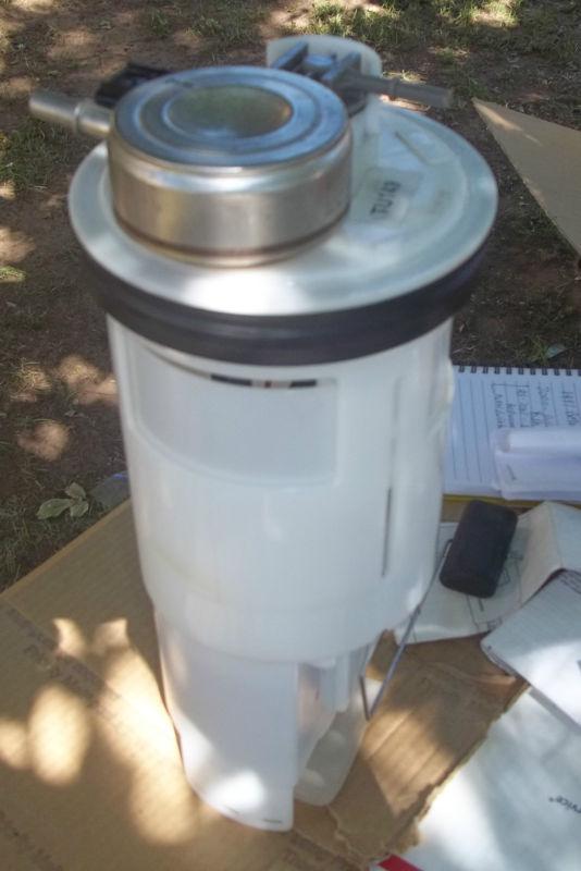 Dodge ram fuel pump  1998-2002 new w/o original box  great replacement part