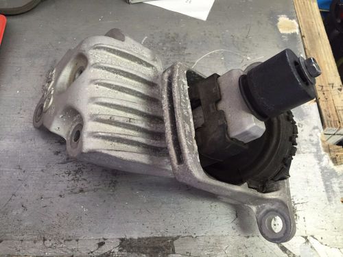 2014-2016 nissan rogue 2.5l-l4 engine mount front right oem 3k