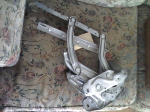 1967 chevrolet chevelle hood hinges