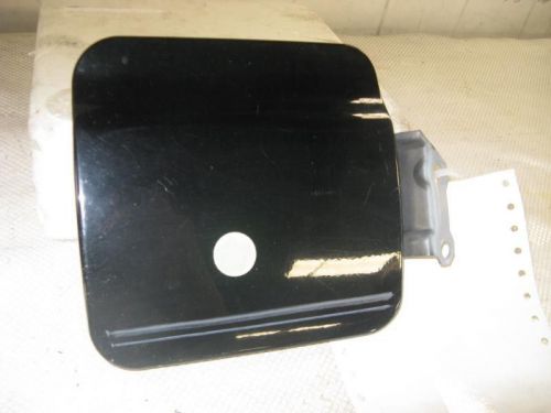 00 01 02 03 04 montero *sport fuel gas filler door oem* 9785