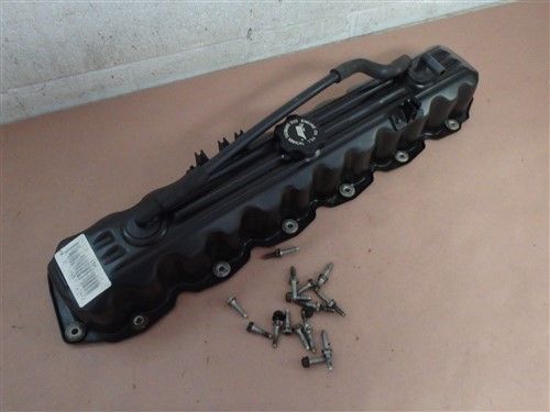 Jeep 4.0l 6 cylinder engine rocker valve cover cherokee wrangler xj tj