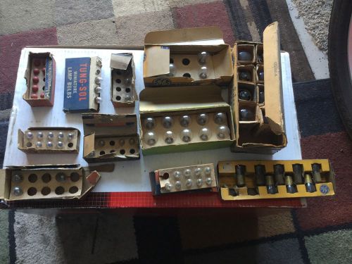 Vintage old assortment 6 volt autmotive bulbs