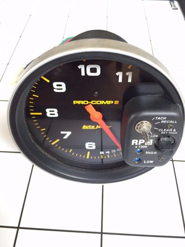 Autometer pro-comp tach. racing 11,000 rpm gauge