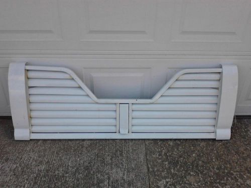 Chevrolet/gmc fifth wheel tailgate 2005