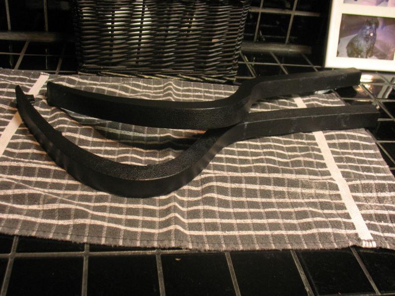 1977 1978 1979 lincoln mark v rear bumper pads - pair - continental - 77 78 79